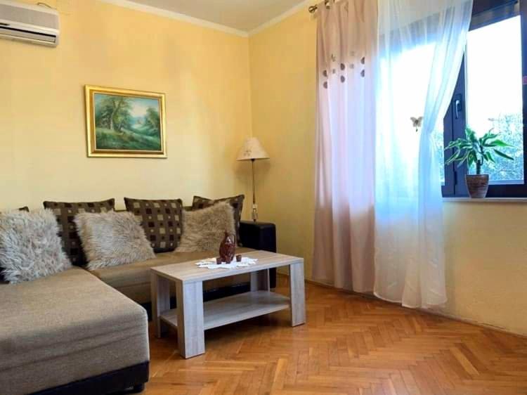 Fresh Apartments Dar Orlic Трогир Экстерьер фото